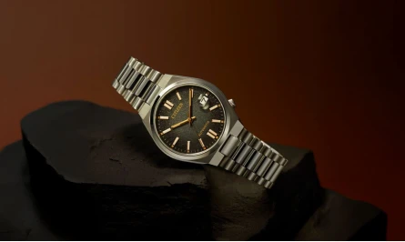 CITIZEN TSUYOSA 37MM "TIME SLIP" С ЧЕРНЫМ ЦИФЕРБЛАТОМ В ДЫМЧАТОМ ЦВЕТЕ