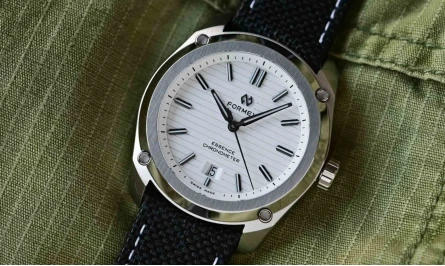 НОВЫЙ FORMEX ESSENCE 41MM AUTOMATIC COSC В СТАЛЬНОМ КОРПУСЕ