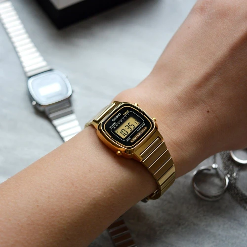 Жіночий годинник CASIO RETRO LA670WEGA-1EF купити за ціною 0 грн на сайті - THEWATCH