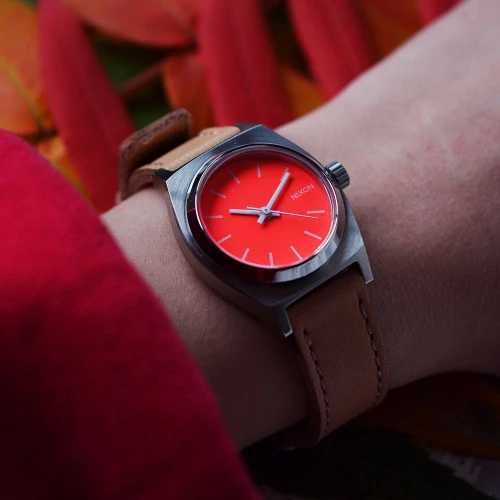 Жіночий годинник NIXON SMALL TIME TELLER A509-2055-00 купити за ціною 0 грн на сайті - THEWATCH