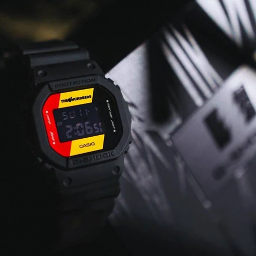 Чоловічий годинник CASIO G-SHOCK DW-5600HDR-1ER купити за ціною 0 грн на сайті - THEWATCH