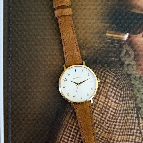 Жіночий годинник NIXON ARROW A1091-2621-00 купити за ціною 0 грн на сайті - THEWATCH