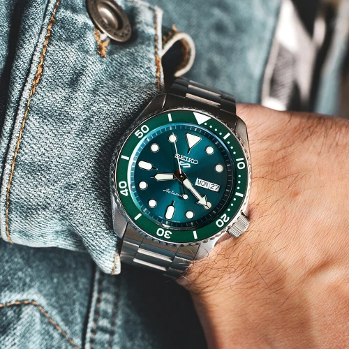 Чоловічий годинник SEIKO 5 SPORTS SRPD61K1 купити за ціною 12900 грн на сайті - THEWATCH