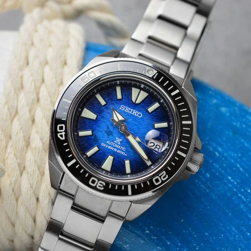 Чоловічий годинник SEIKO PROSPEX KING SAMURAI SAVE THE OCEAN MANTA RAY SRPE33K1 купити за ціною 33800 грн на сайті - THEWATCH
