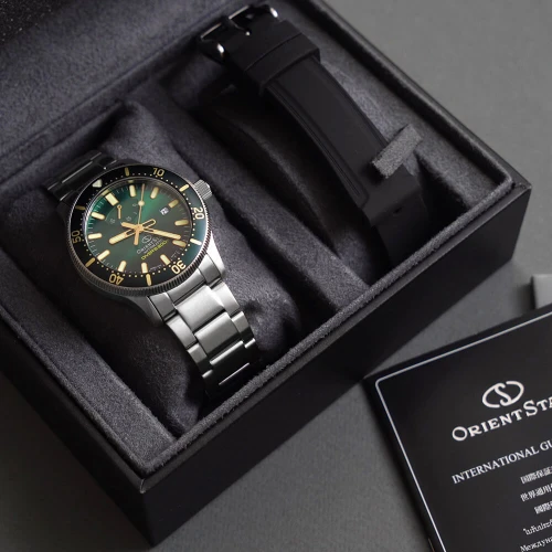 Чоловічий годинник ORIENT STAR RE-AU0307E00B купити за ціною 0 грн на сайті - THEWATCH