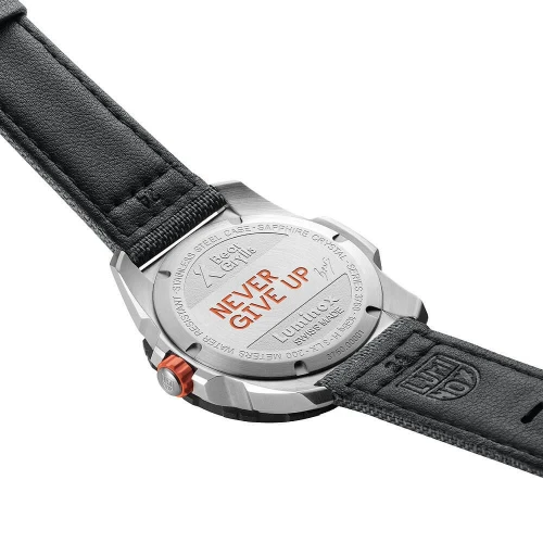 Чоловічий годинник LUMINOX BEAR GRYLLS SURVIVAL XB.3761 купити за ціною 29770 грн на сайті - THEWATCH