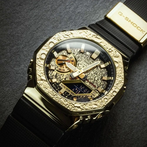 Чоловічий годинник CASIO G-SHOCK GM-2100MG-1AER купити за ціною 0 грн на сайті - THEWATCH