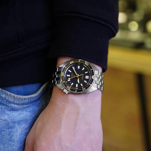 Чоловічий годинник SEIKO PROSPEX HERITAGE TURTLE 1968 RE-INTERPRETATION SPB315J1 купити за ціною 62400 грн на сайті - THEWATCH