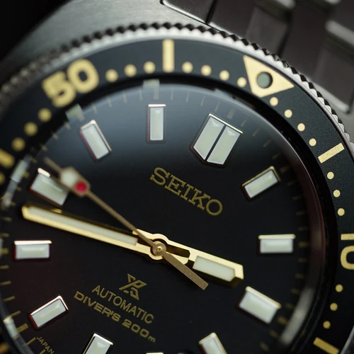 Чоловічий годинник SEIKO PROSPEX HERITAGE TURTLE 1968 RE-INTERPRETATION SPB315J1 купити за ціною 62400 грн на сайті - THEWATCH