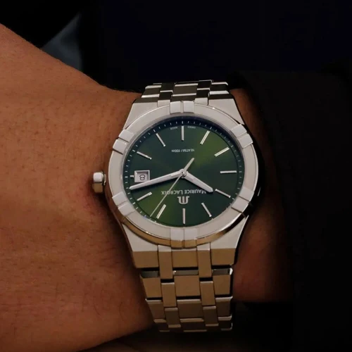 Чоловічий годинник MAURICE LACROIX AIKON AI1108-SS002-630-1 купити за ціною 47920 грн на сайті - THEWATCH