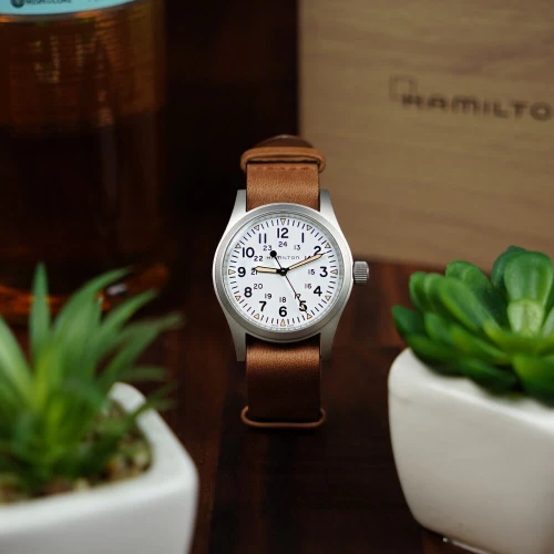 Чоловічий годинник HAMILTON KHAKI FIELD MECHANICAL 38MM H69439511 купити за ціною 28560 грн на сайті - THEWATCH