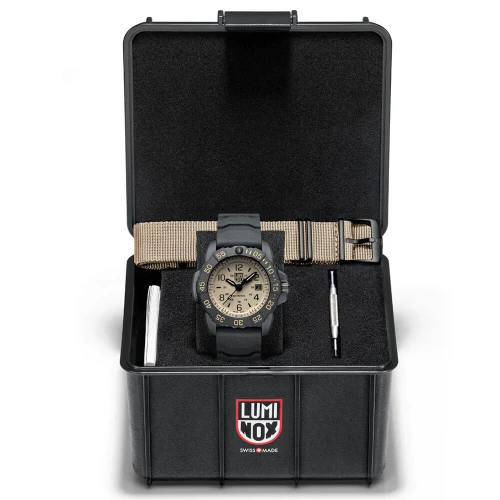 Чоловічий годинник LUMINOX NAVY SEAL XS.3251.CBNSF.SET купити за ціною 31190 грн на сайті - THEWATCH