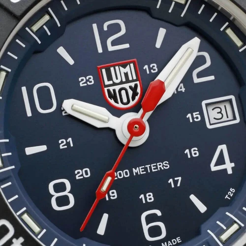 Чоловічий годинник LUMINOX NAVY SEAL XS.3253.CB купити за ціною 0 грн на сайті - THEWATCH