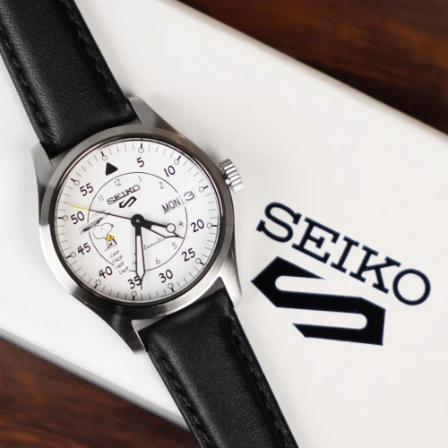 Чоловічий годинник SEIKO 5 SPORTS X PEANUTS "PARACHUTE" LIMITED EDITION SRPK27K1 купити за ціною 16800 грн на сайті - THEWATCH