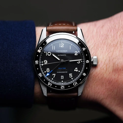 Чоловічий годинник LONGINES SPIRIT ZULU TIME 39MM L3.802.4.53.2 купити за ціною 146740 грн на сайті - THEWATCH