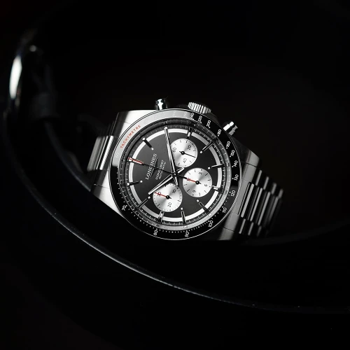 Чоловічий годинник LONGINES CONQUEST L3.835.4.52.6 купити за ціною 234740 грн на сайті - THEWATCH
