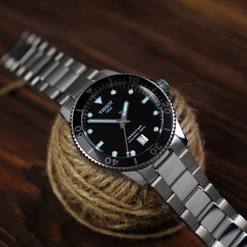 Чоловічий годинник TISSOT SEASTAR 1000 40MM T120.410.11.051.00 купити за ціною 19640 грн на сайті - THEWATCH