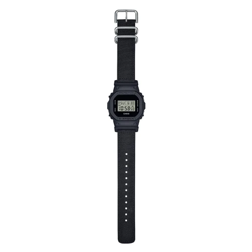 Чоловічий годинник CASIO G-SHOCK DW-5600BCE-1ER купити за ціною 8350 грн на сайті - THEWATCH