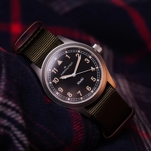 Чоловічий годинник HAMILTON KHAKI FIELD QUARTZ 38MM H69401930 купити за ціною 23390 грн на сайті - THEWATCH