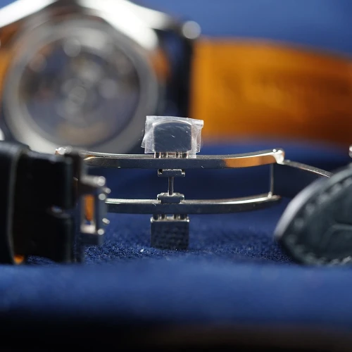 Чоловічий годинник LONGINES MASTER COLLECTION L2.843.4.93.2 купити за ціною 0 грн на сайті - THEWATCH