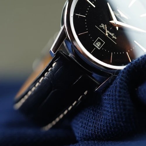 Чоловічий годинник LONGINES FLAGSHIP L4.795.4.58.0 купити за ціною 114110 грн на сайті - THEWATCH