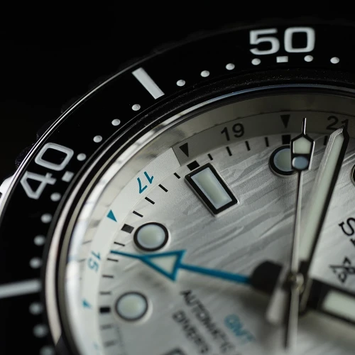 Чоловічий годинник SEIKO PROSPEX 1968 RE-INTERPRETATION GMT ARCTIC OCEAN LIMITED EDITION SPB439J1 купити за ціною 0 грн на сайті - THEWATCH