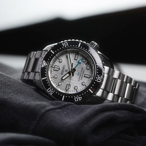 Чоловічий годинник SEIKO PROSPEX 1968 RE-INTERPRETATION GMT ARCTIC OCEAN LIMITED EDITION SPB439J1 купити за ціною 0 грн на сайті - THEWATCH