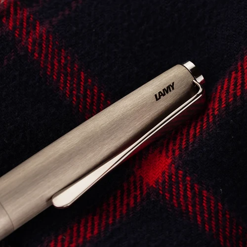 Ручка LAMY Studio Brushed Steel 4026534 купити за ціною 2695 грн на сайті - THEWATCH