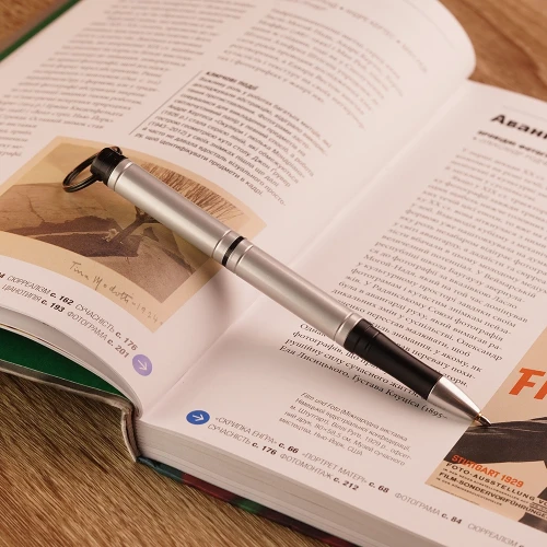 Ручка-брелок Fisher Space Pen Backpacker Clear купити за ціною 2445 грн на сайті - THEWATCH
