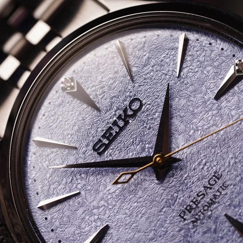 Жіночий годинник SEIKO PRESAGE COCKTAIL TIME FROZEN SKYDIVING SRPL61J1 купити за ціною 30700 грн на сайті - THEWATCH