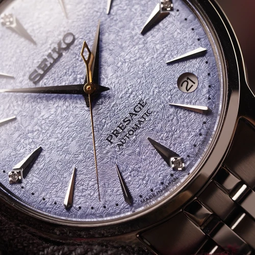 Жіночий годинник SEIKO PRESAGE COCKTAIL TIME FROZEN SKYDIVING SRPL61J1 купити за ціною 30700 грн на сайті - THEWATCH
