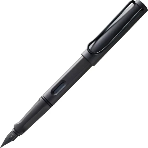 Чорнильна ручка LAMY Safari Matte Black 4000202 купити за ціною 1445 грн на сайті - THEWATCH