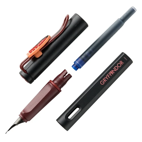 Чорнильна ручка LAMY Safari Harry Potter Fountain Pen - Gryffindor 4040151 купити за ціною 1945 грн на сайті - THEWATCH