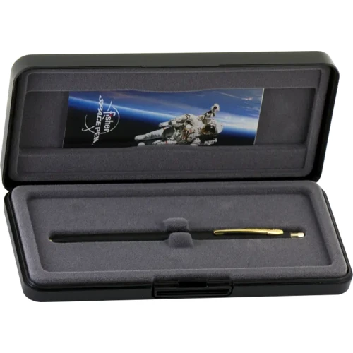 Ручка Fisher Space Pen Shuttle Matte Black With Gold Accents купити за ціною 4445 грн на сайті - THEWATCH