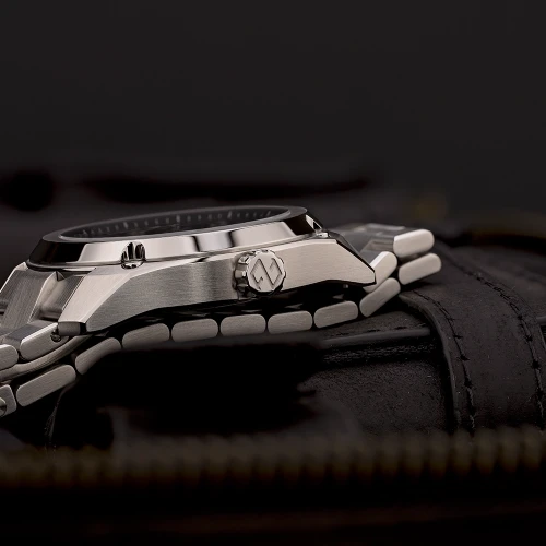 Чоловічий годинник FORMEX ESSENCE AUTOMATIC COSC "SPACE GLACIER" 39MM SPECIAL EDITION 0333.9.6693.100 купити за ціною 121700 грн на сайті - THEWATCH