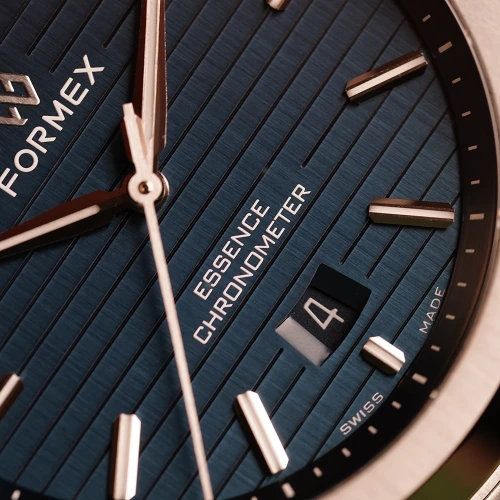 Чоловічий годинник FORMEX ESSENCE AUTOMATIC COSC "BLUE" 43MM 0330.1.6331.100 купити за ціною 92600 грн на сайті - THEWATCH