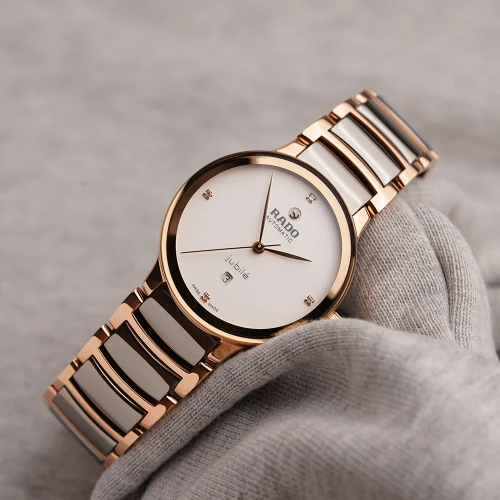 Жіночий годинник RADO CENTRIX AUTOMATIC DIAMONDS R30019722 купити за ціною 137210 грн на сайті - THEWATCH