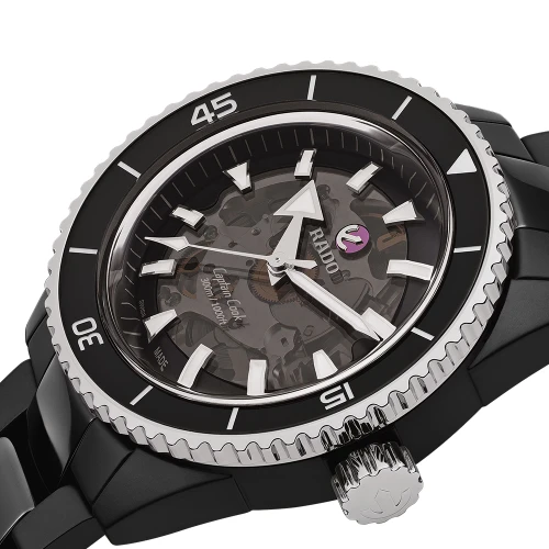 Чоловічий годинник RADO CAPTAIN COOK HIGH-TECH CERAMIC R32127152 купити за ціною 243240 грн на сайті - THEWATCH
