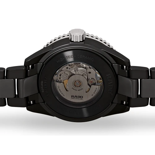 Чоловічий годинник RADO CAPTAIN COOK HIGH-TECH CERAMIC R32127152 купити за ціною 243240 грн на сайті - THEWATCH