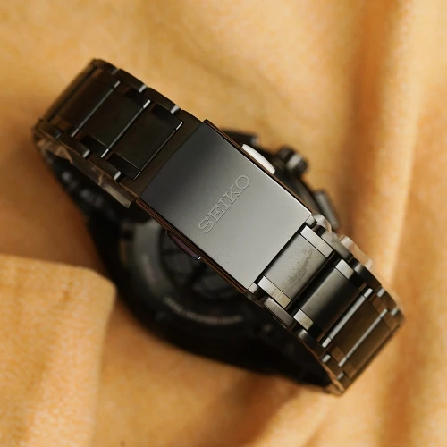 Чоловічий годинник SEIKO ASTRON GPS SOLAR SSH179J1 купити за ціною 176800 грн на сайті - THEWATCH