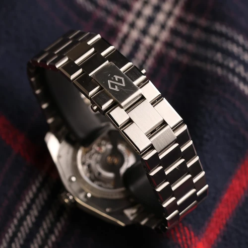 Чоловічий годинник FORMEX ESSENCE AUTOMATIC COSC "SPACE GLACIER" 39MM SPECIAL EDITION 0333.9.6693.100 купити за ціною 121700 грн на сайті - THEWATCH