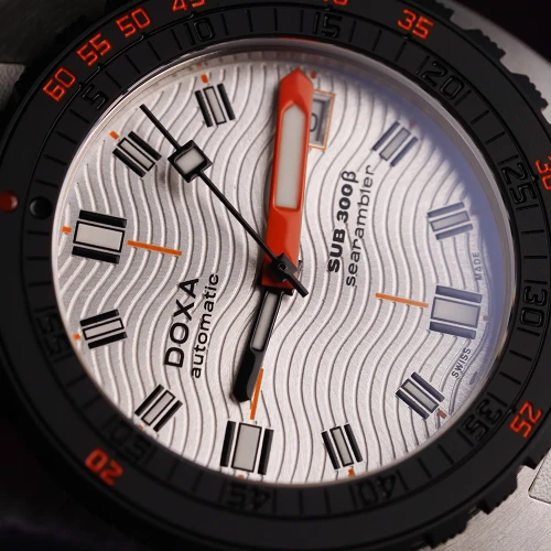 Чоловічий годинник DOXA SUB 300ß SEARAMBLER 830.10.021.23 купити за ціною 118300 грн на сайті - THEWATCH