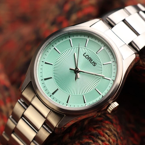 Жіночий годинник LORUS CLASSIC RG247XX9 купити за ціною 3500 грн на сайті - THEWATCH