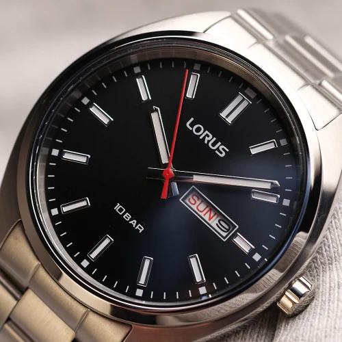 Чоловічий годинник LORUS SPORTS RH363AX9 купити за ціною 3500 грн на сайті - THEWATCH