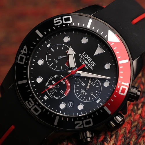 Чоловічий годинник LORUS SPORTS RT347JX9 купити за ціною 6200 грн на сайті - THEWATCH