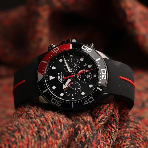 Чоловічий годинник LORUS SPORTS RT347JX9 купити за ціною 6200 грн на сайті - THEWATCH