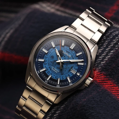 Мужские наручные часы LORUS CLASSIC RU403AX9 купить по цене 8600 грн на сайте - THEWATCH