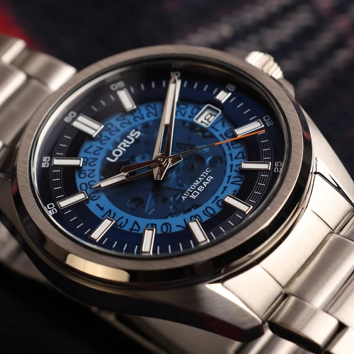 Мужские наручные часы LORUS CLASSIC RU403AX9 купить по цене 8600 грн на сайте - THEWATCH