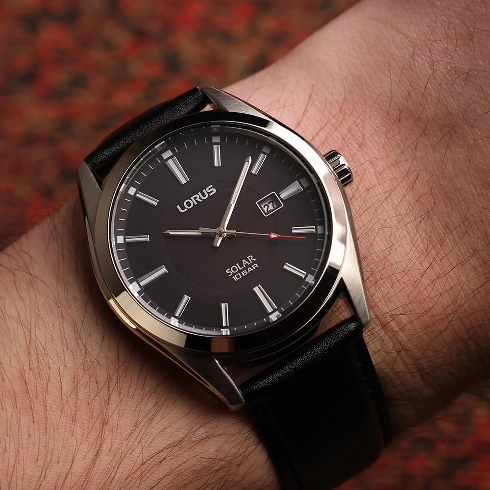 Чоловічий годинник LORUS SPORTS RX339AX9 купити за ціною 5300 грн