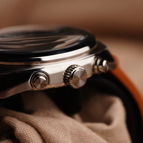 Чоловічий годинник LORUS SPORTS RT387KX9 купити за ціною 5900 грн на сайті - THEWATCH